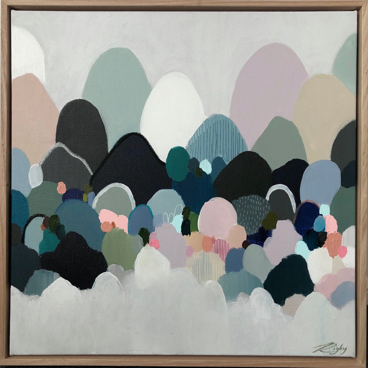 SERENITAS MONTEM MINIMA 58.5cm x 58.5cm