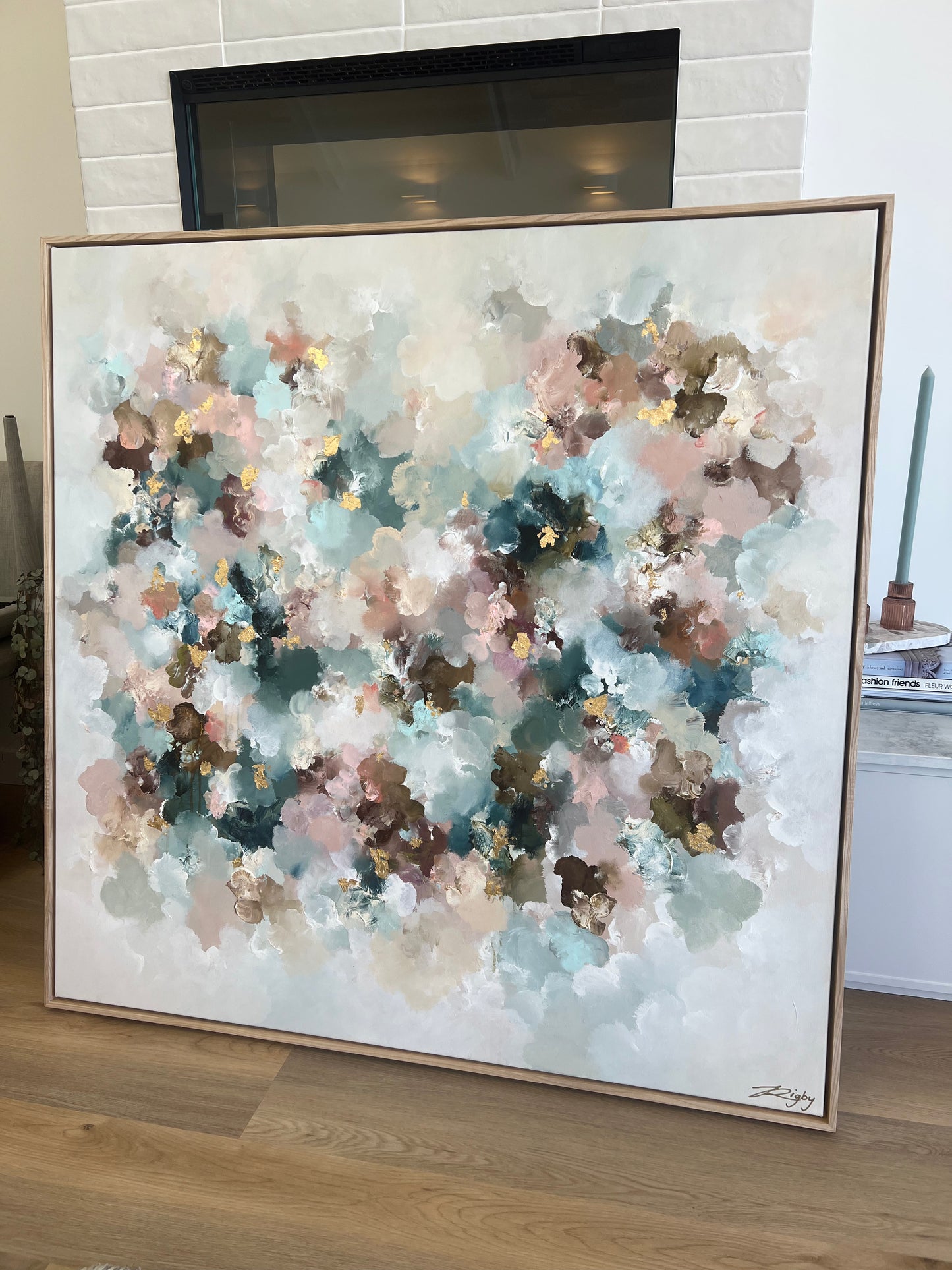 NEBULA CREMA  125cm x 125cm